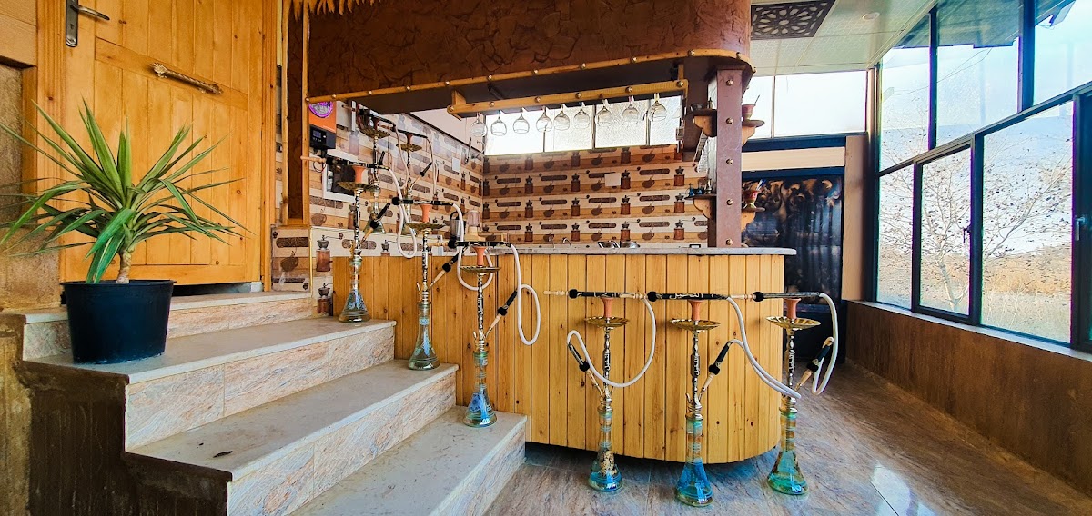 مطعم واستراحة النخيل